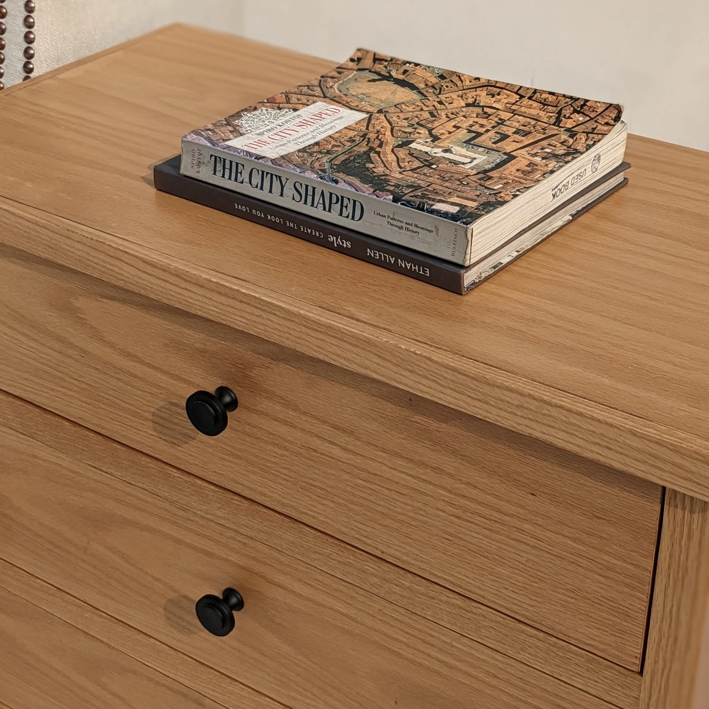 CHUNKY NIGHT STAND - Image 4