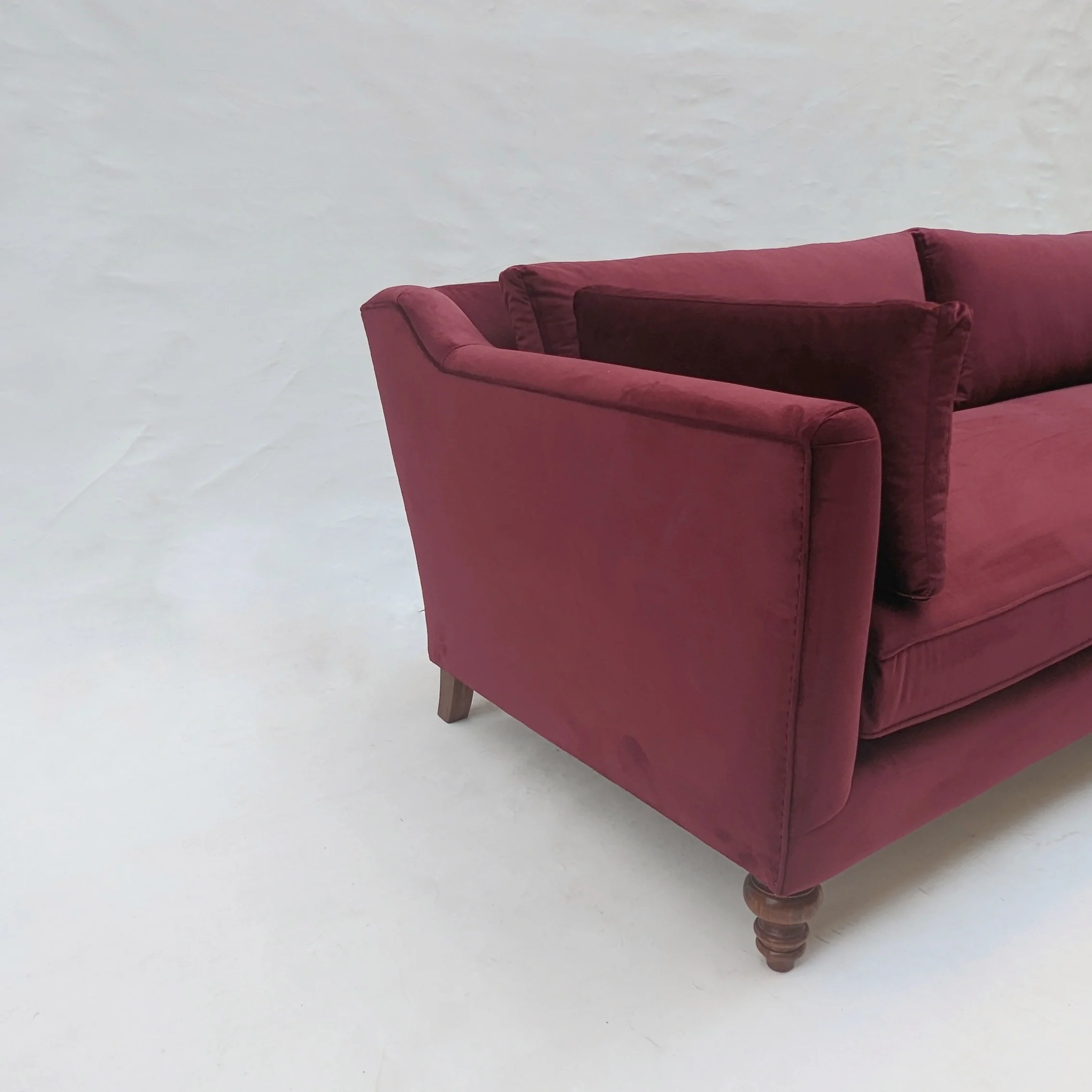 COUNTRY HOME SOFA - Image 6
