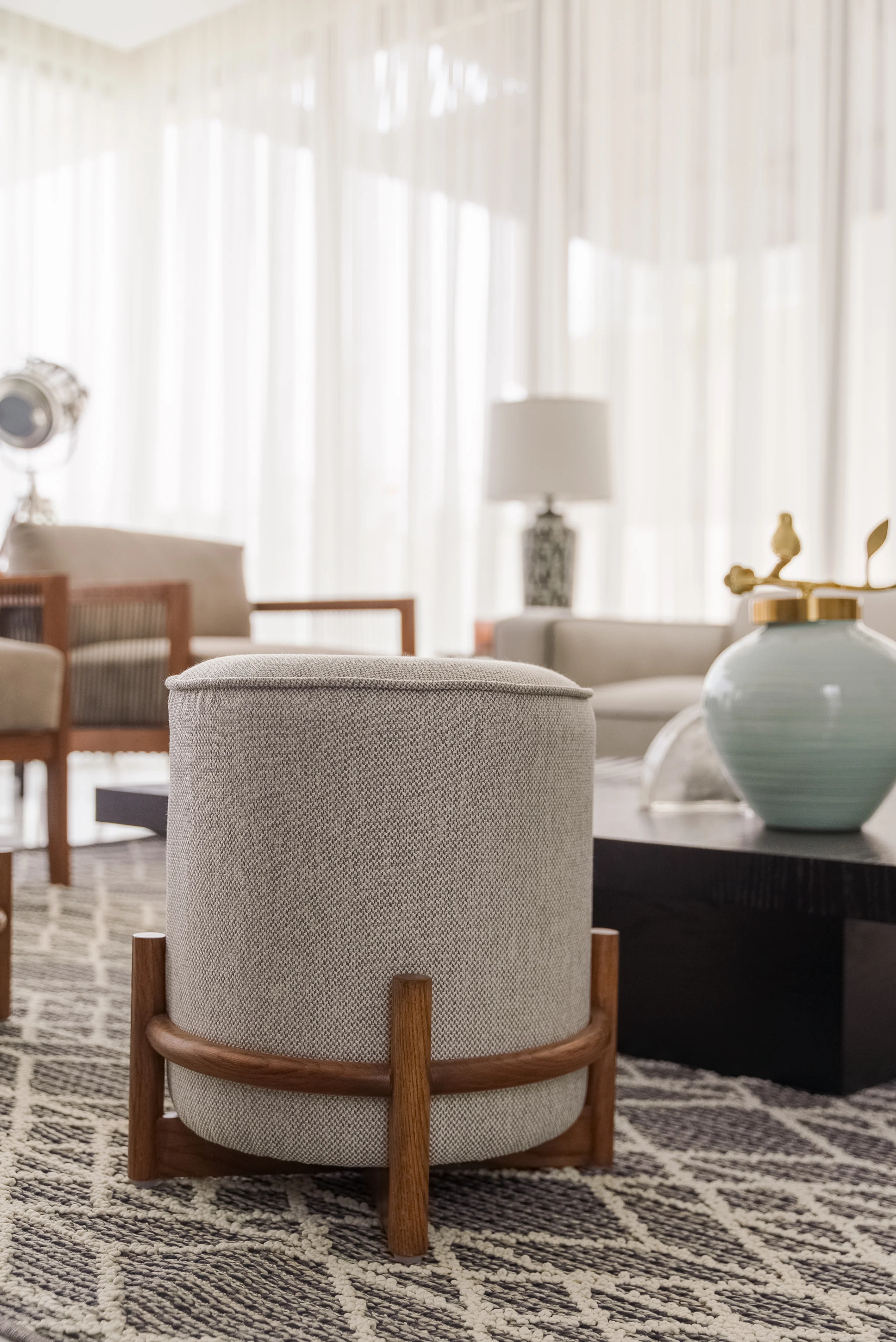 PRONG STOOL - Image 4