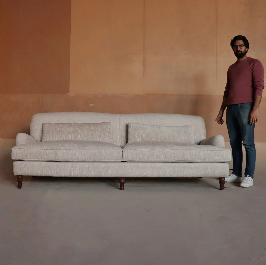THE PEARSON SOFA - Image 4